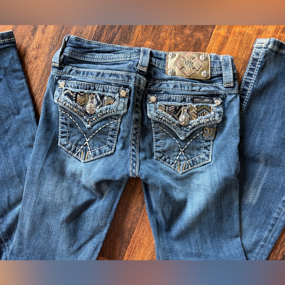 Miss Me Girls Blue Jeans with Embellished Pockets - Picture 2 of 11